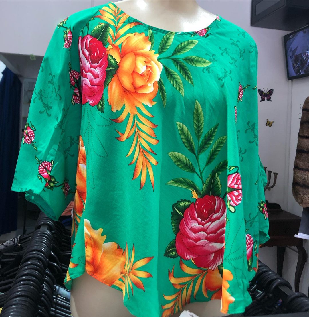 Blusa verde floral