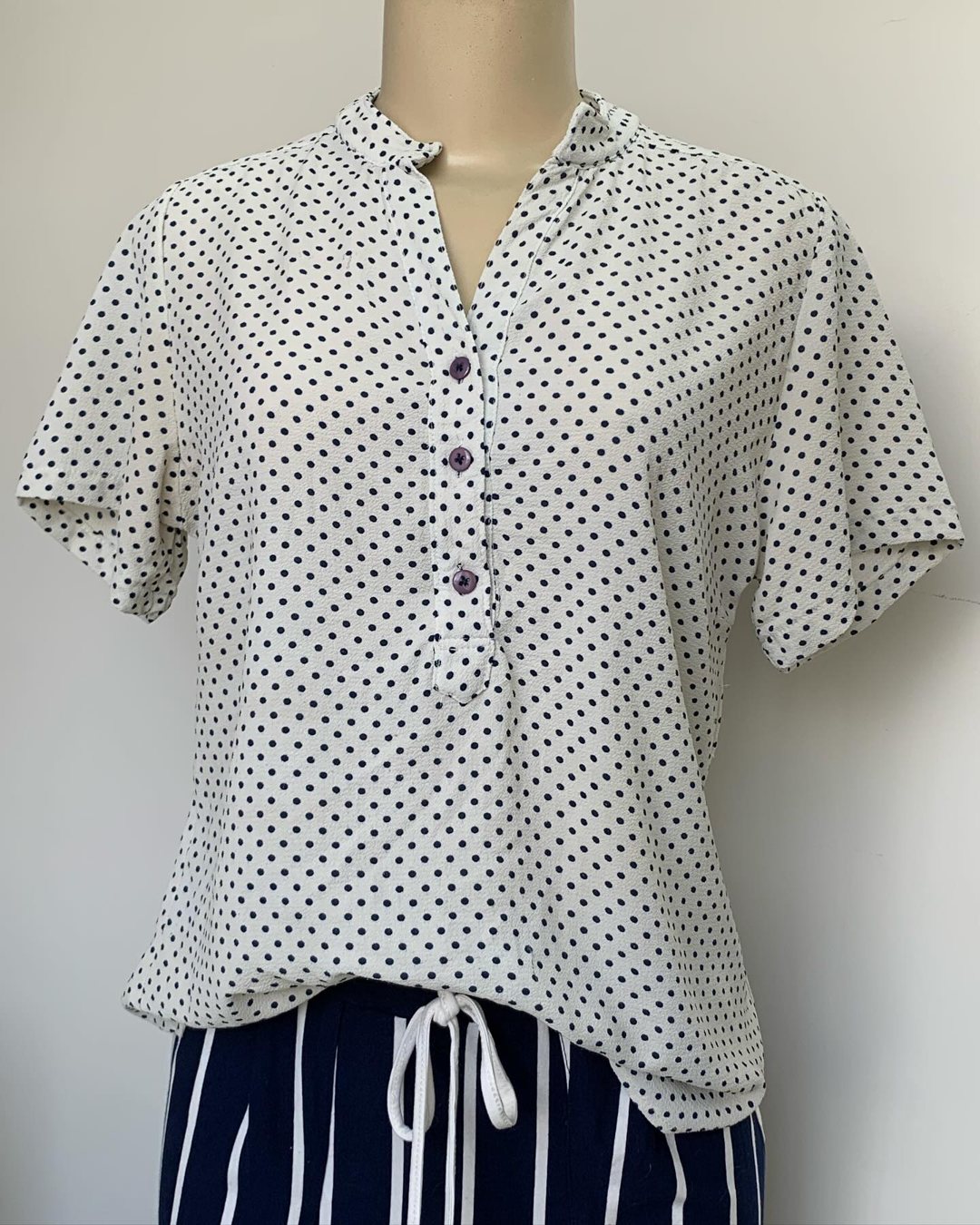 Blusa de poá
